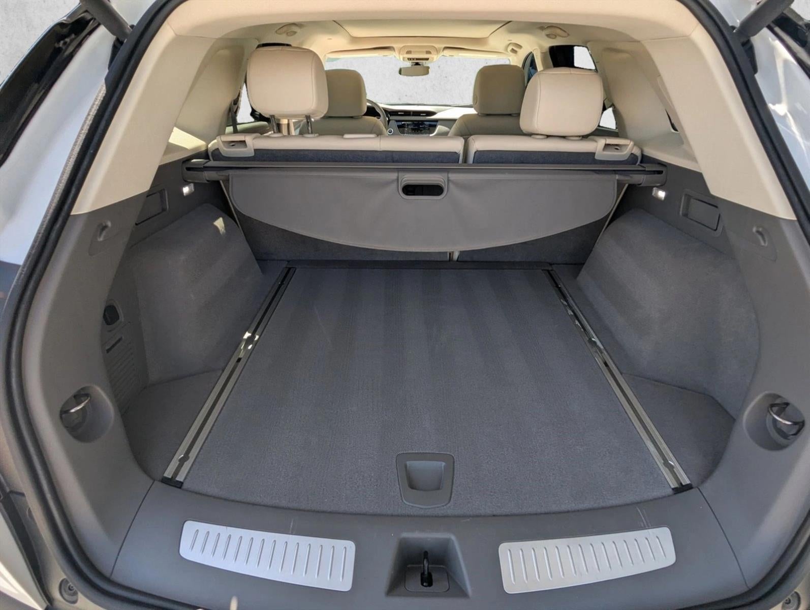 2023 Cadillac XT5 AWD 4dr Premium Luxury