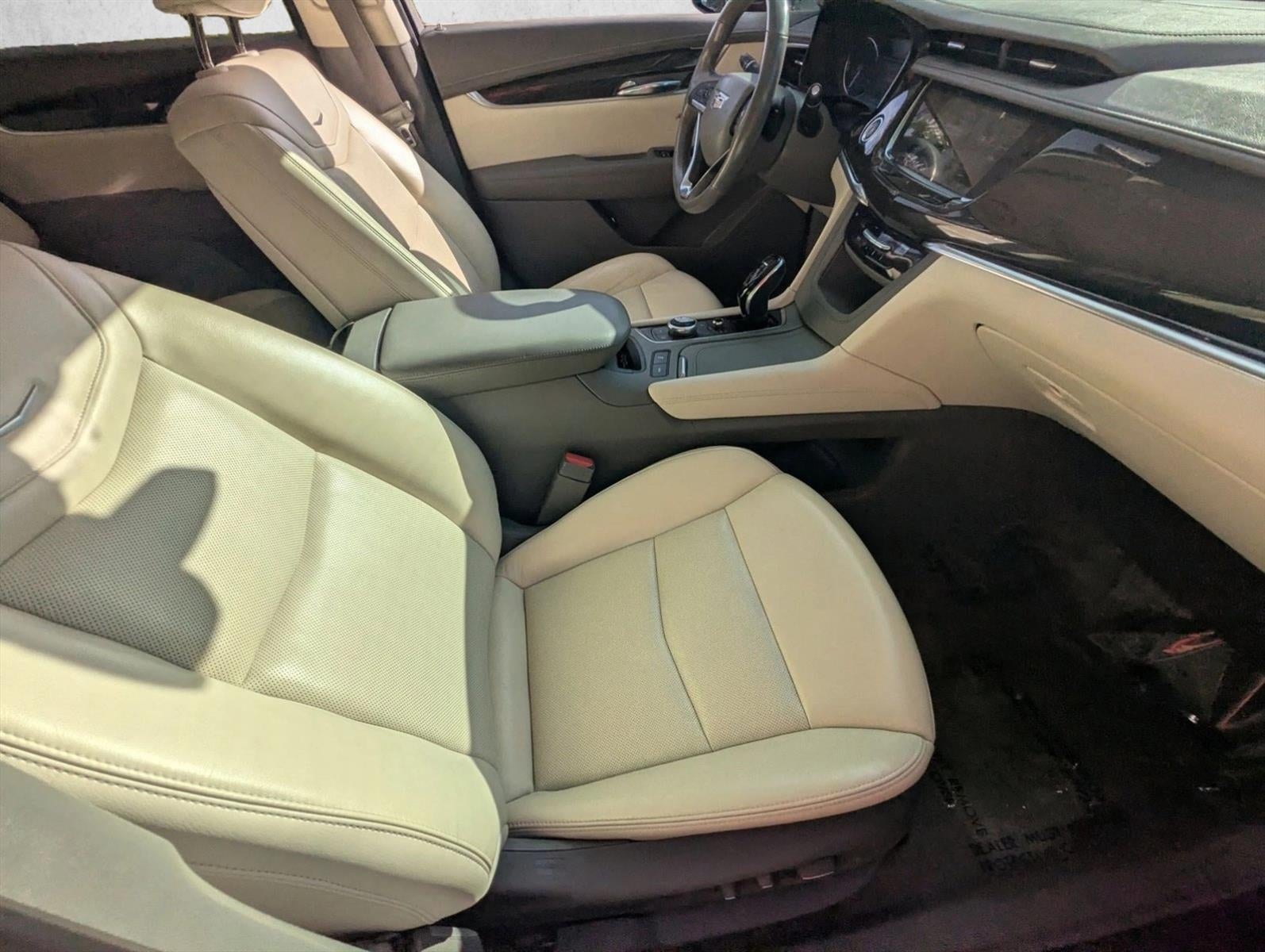 2021 Cadillac XT6 FWD 4dr Premium Luxury