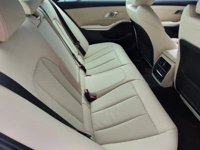 2023 BMW 330i xDrive Sedan
