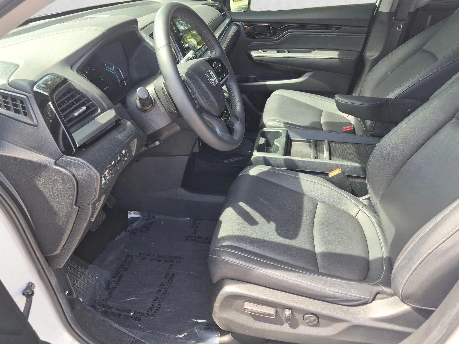 2024 Honda Odyssey Touring Auto