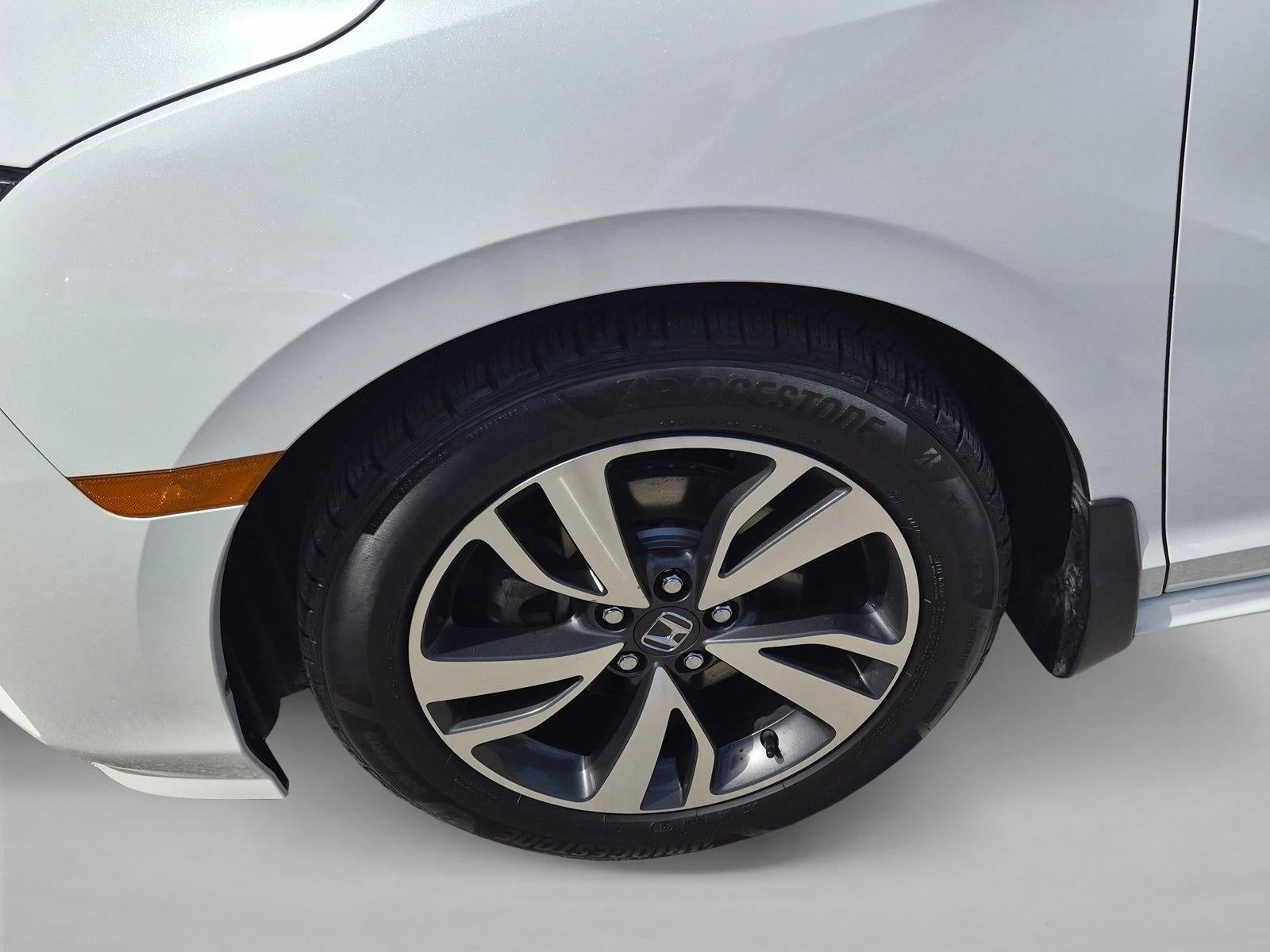 2024 Honda Odyssey Touring Auto