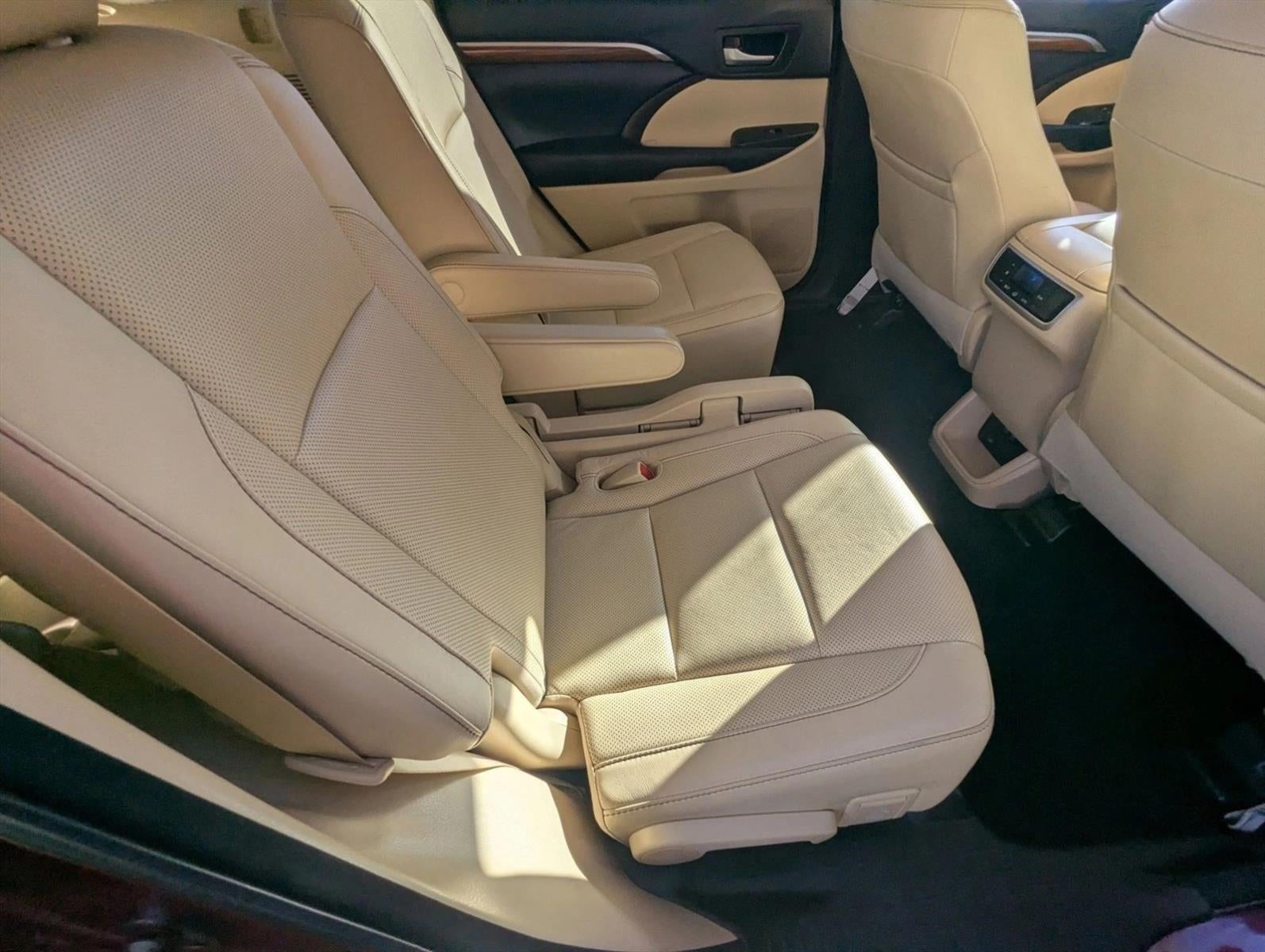 2018 Toyota Highlander Hybrid Limited V6 AWD (Natl)