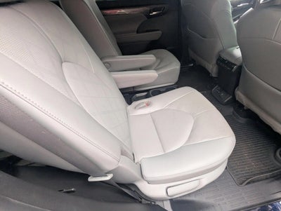 2022 Toyota Highlander Platinum AWD (Natl)