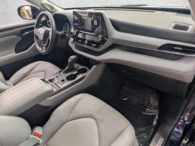 2022 Toyota Highlander Platinum AWD (Natl)