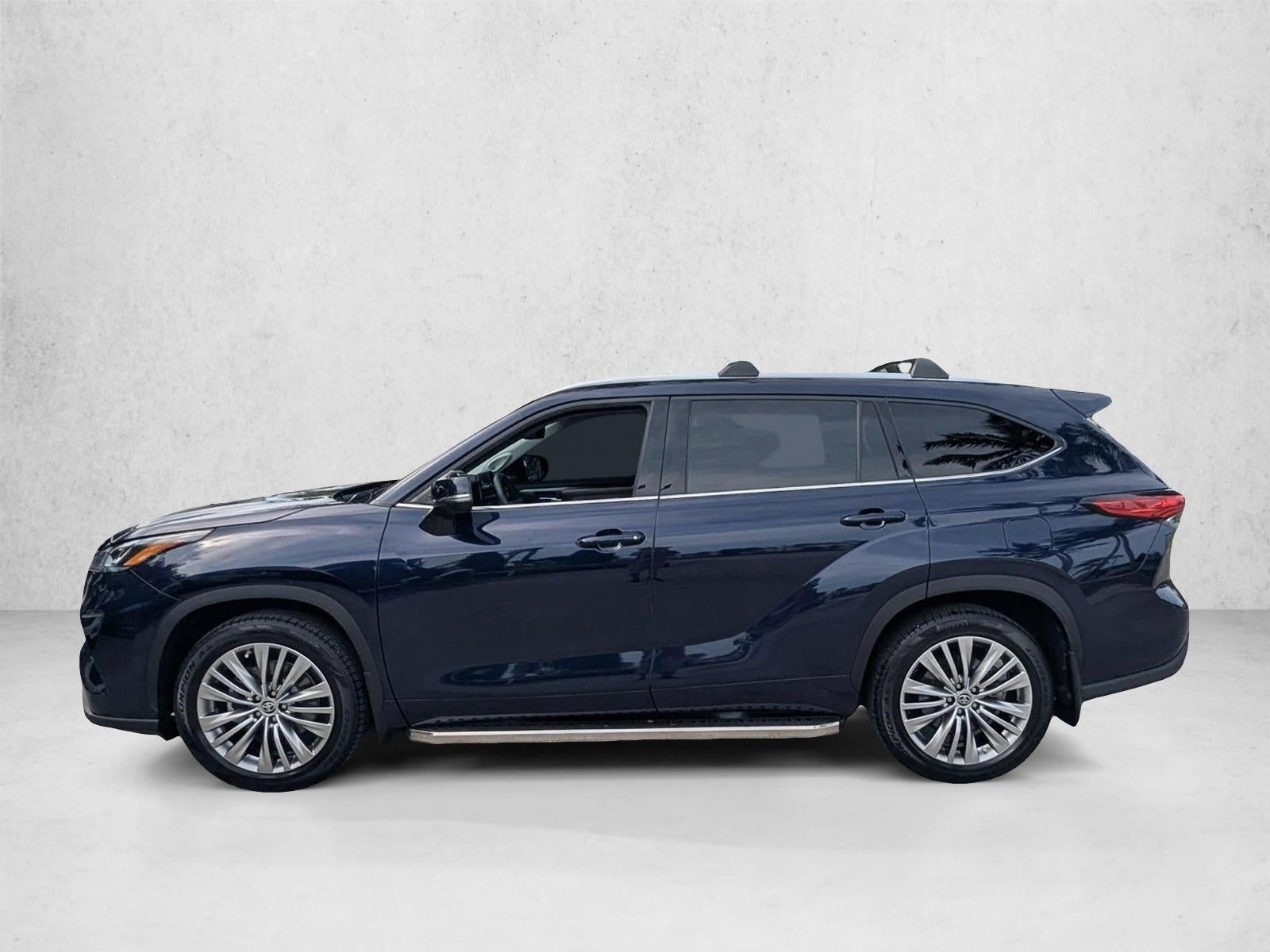 2022 Toyota Highlander Platinum AWD (Natl)
