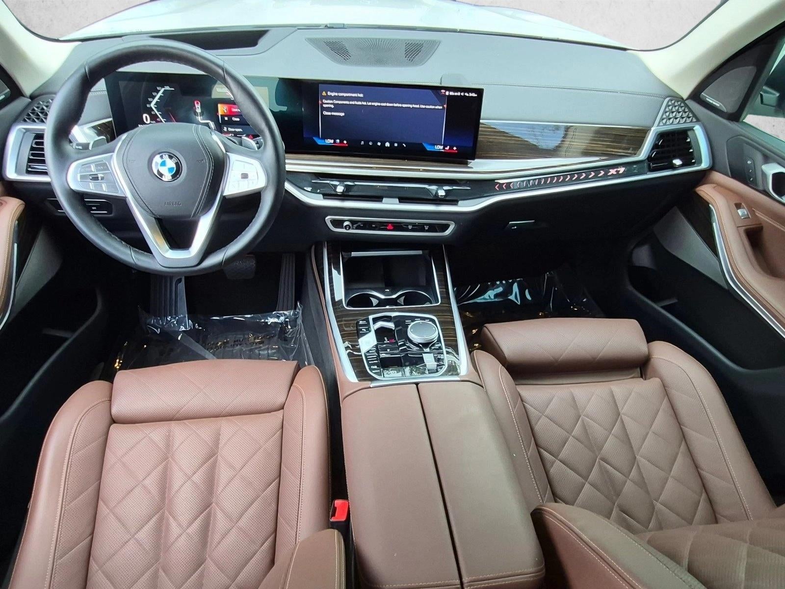 2025 BMW X7 xDrive40i Sports Activity Vehicle