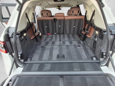 2025 BMW X7 xDrive40i Sports Activity Vehicle