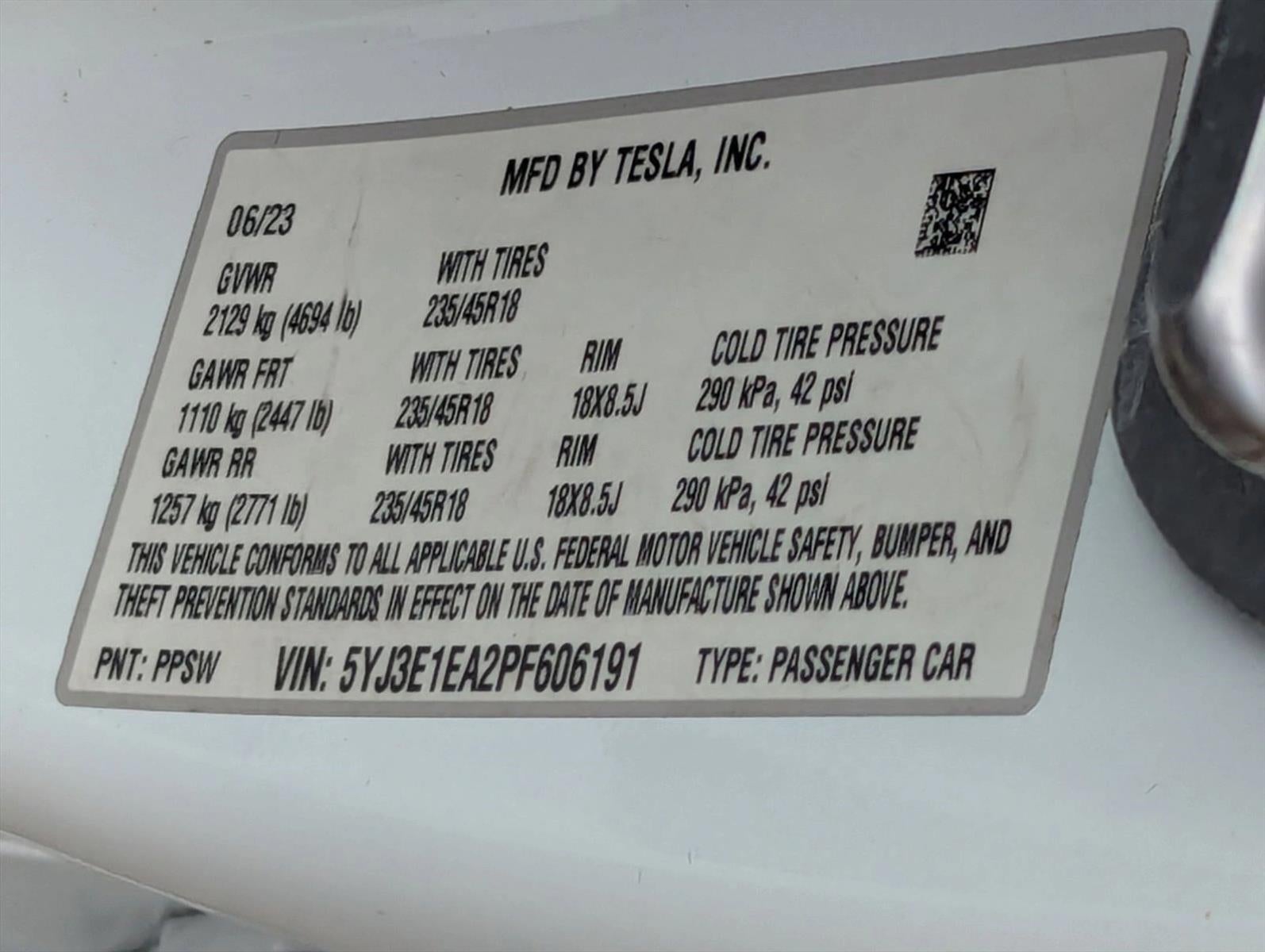 2023 Tesla Model 3 RWD