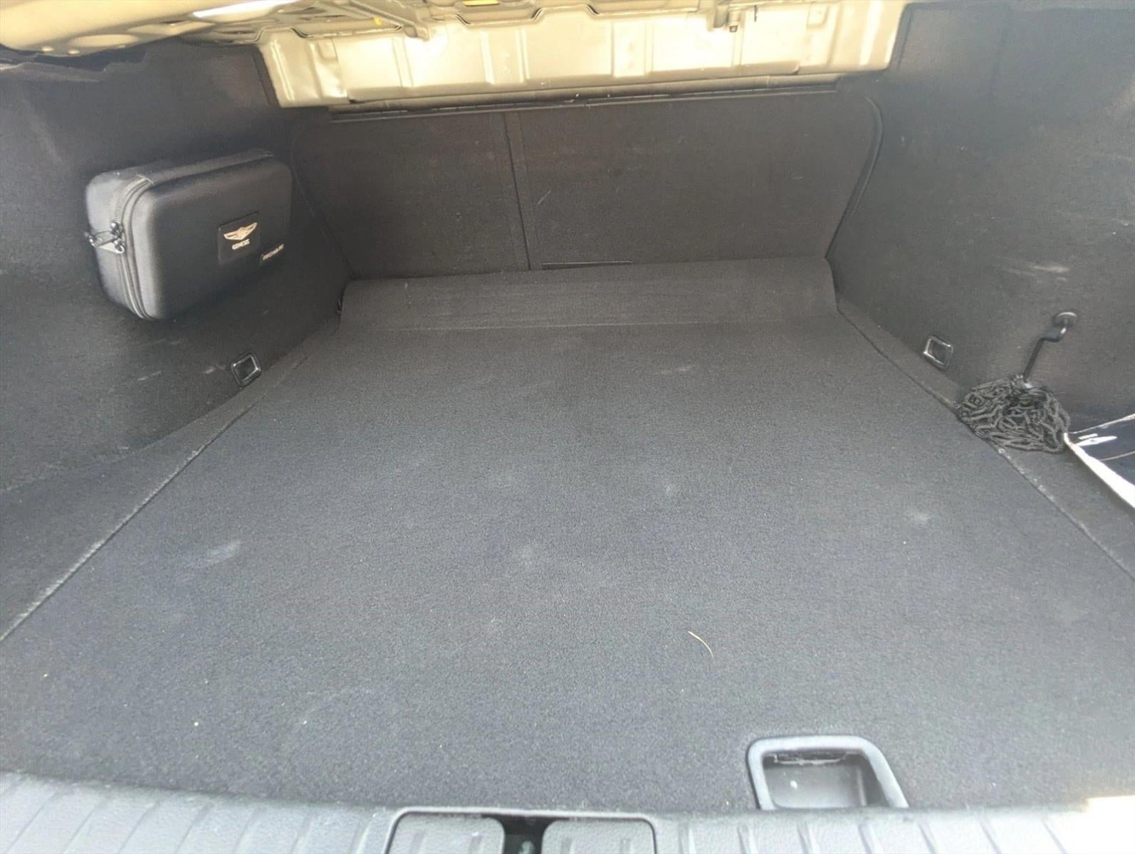 2022 Genesis G70 2.0T RWD