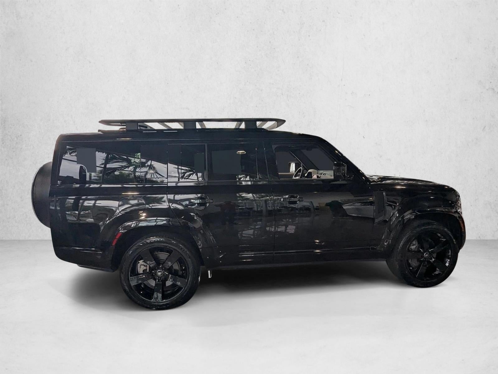 2023 Land Rover Defender 130 X-Dynamic SE AWD