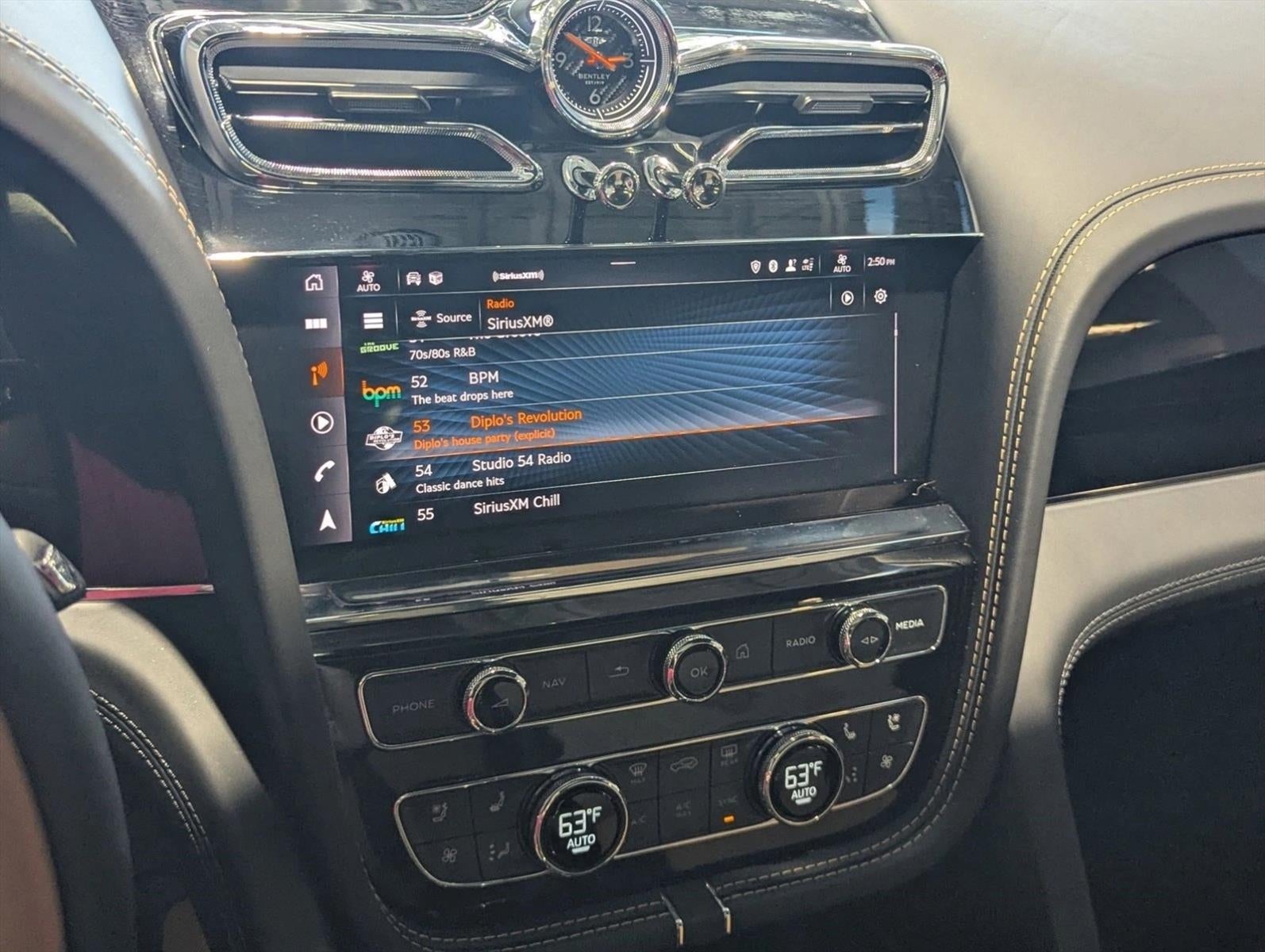 2023 Bentley Bentayga V8 AWD