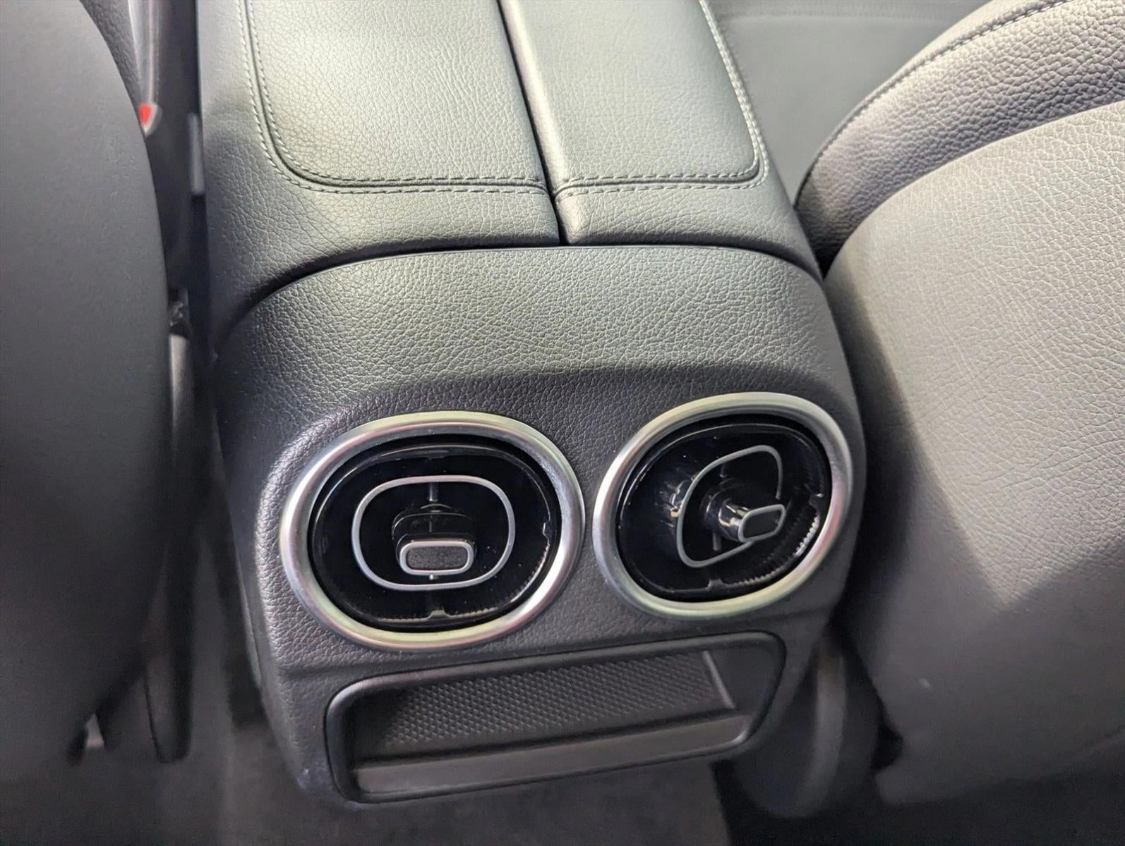 2025 Mercedes-Benz C-Class C 300 Sedan