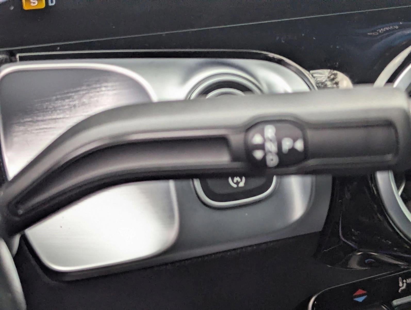 2025 Mercedes-Benz GLB GLB 250 SUV