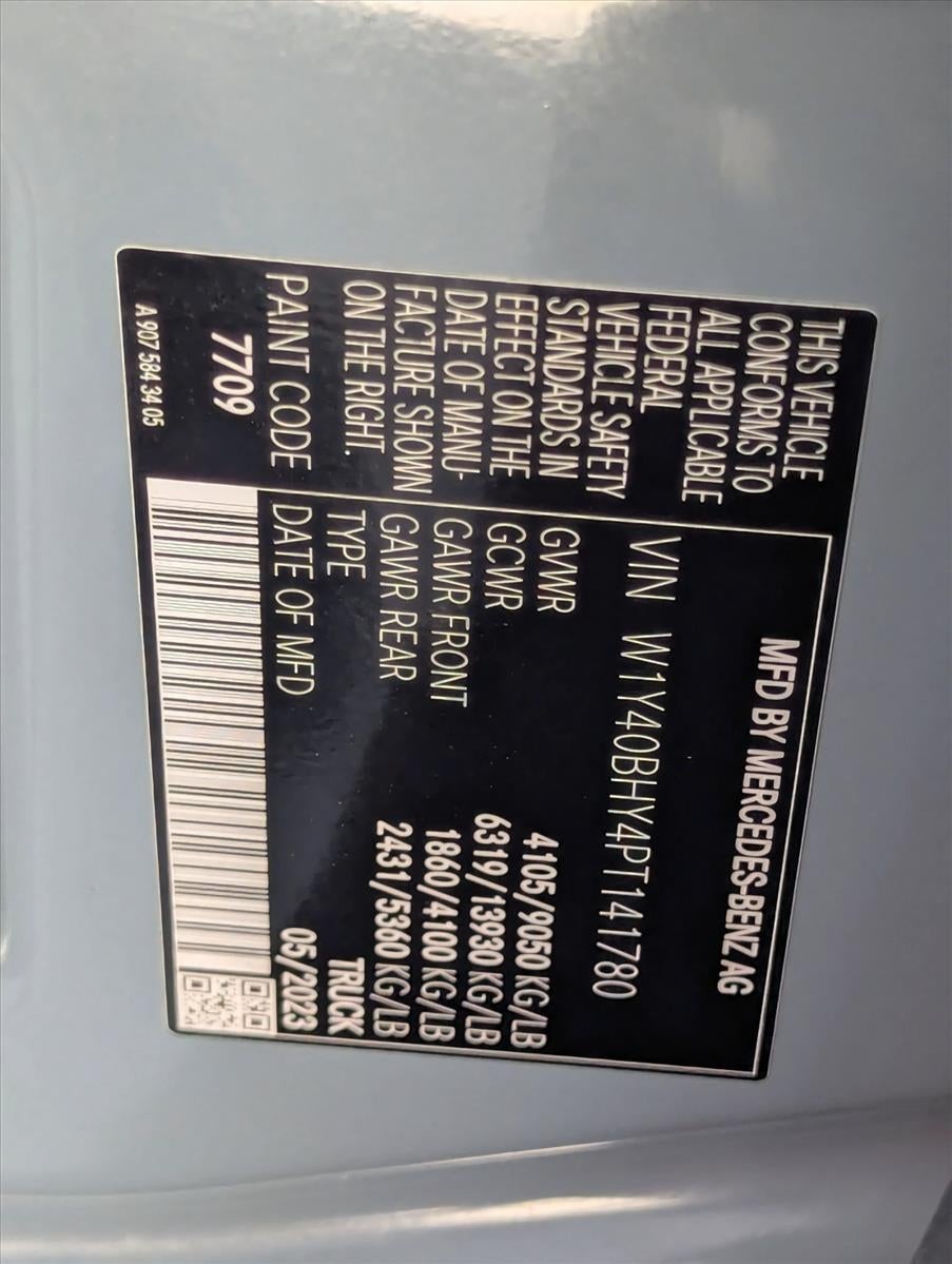 2023 Mercedes-Benz Sprinter Cargo Van 2500 Standard Roof I4 Gas 144" RWD