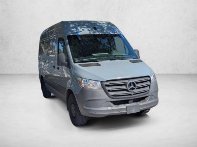 2023 Mercedes-Benz Sprinter Cargo Van 2500 Standard Roof I4 Gas 144" RWD