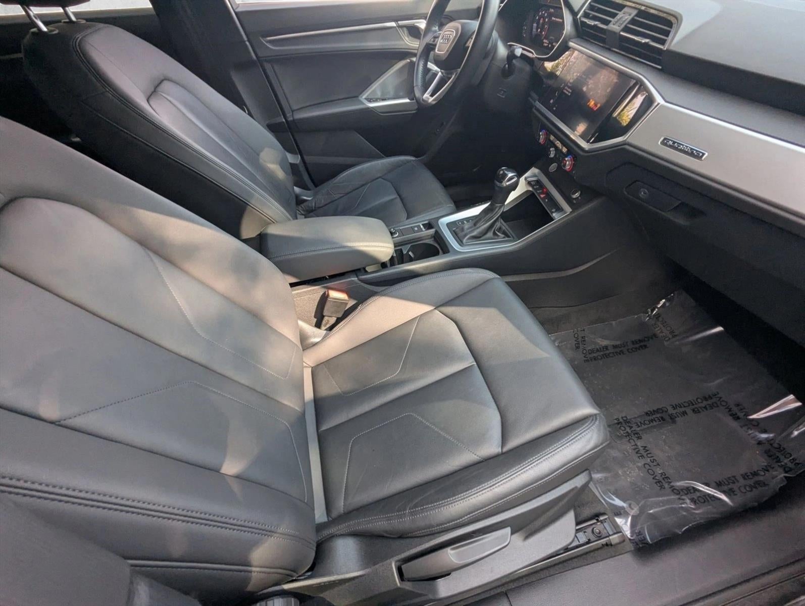 2020 Audi Q3 Premium 45 TFSI quattro