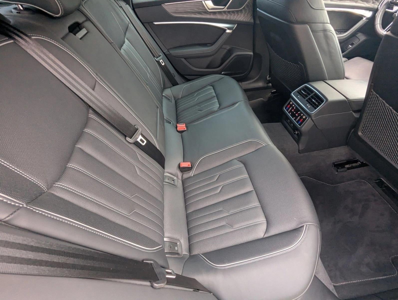 2025 Audi A7 Prestige 55 TFSI quattro