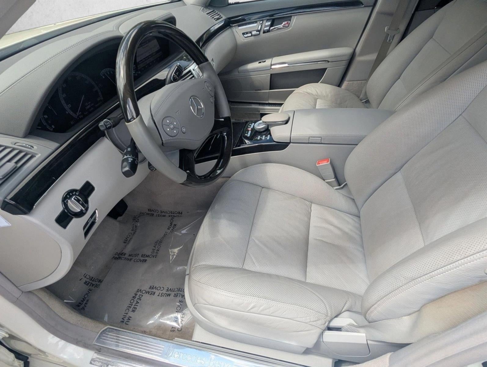 2013 Mercedes-Benz S-Class S 550 4MATIC® Sedan