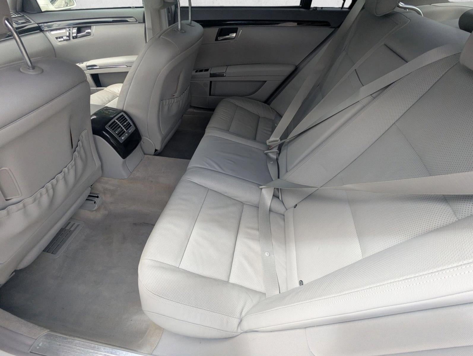 2013 Mercedes-Benz S-Class S 550 4MATIC® Sedan