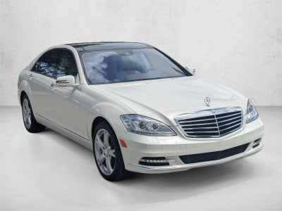 2013 Mercedes-Benz S-Class S 550 4MATIC® Sedan