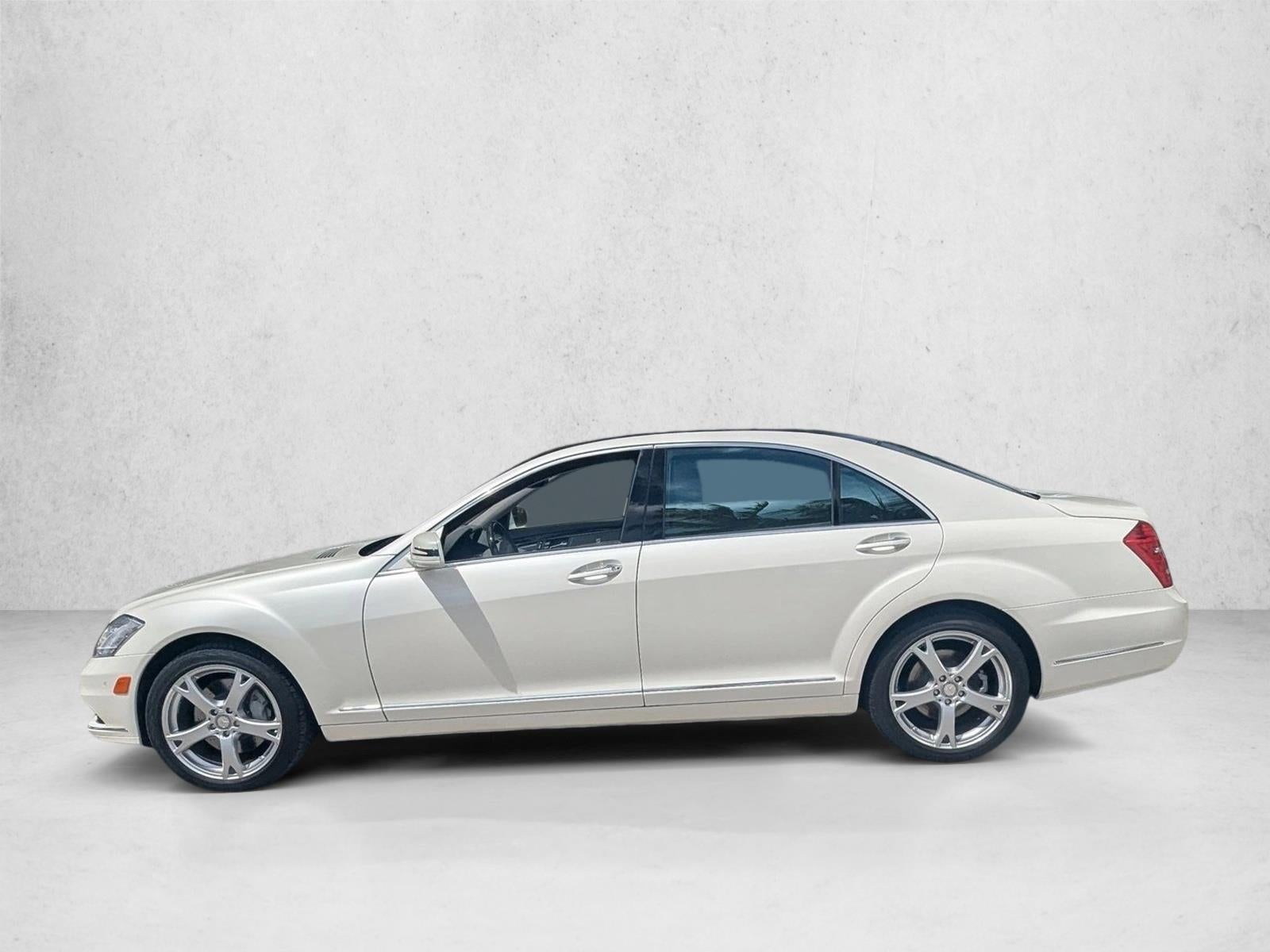 2013 Mercedes-Benz S-Class S 550 4MATIC® Sedan