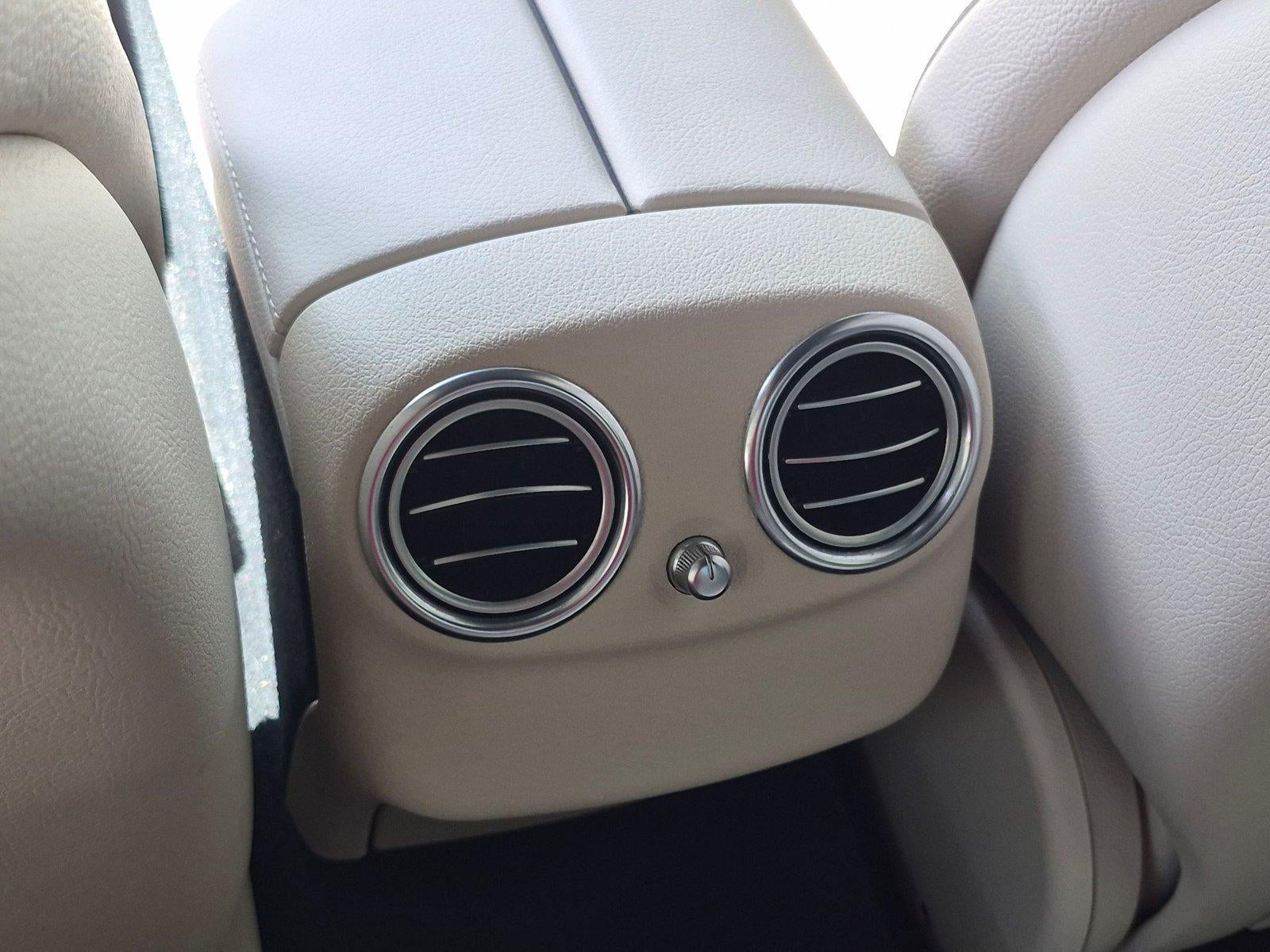 2017 Mercedes-Benz E-Class E 300 Luxury RWD Sedan