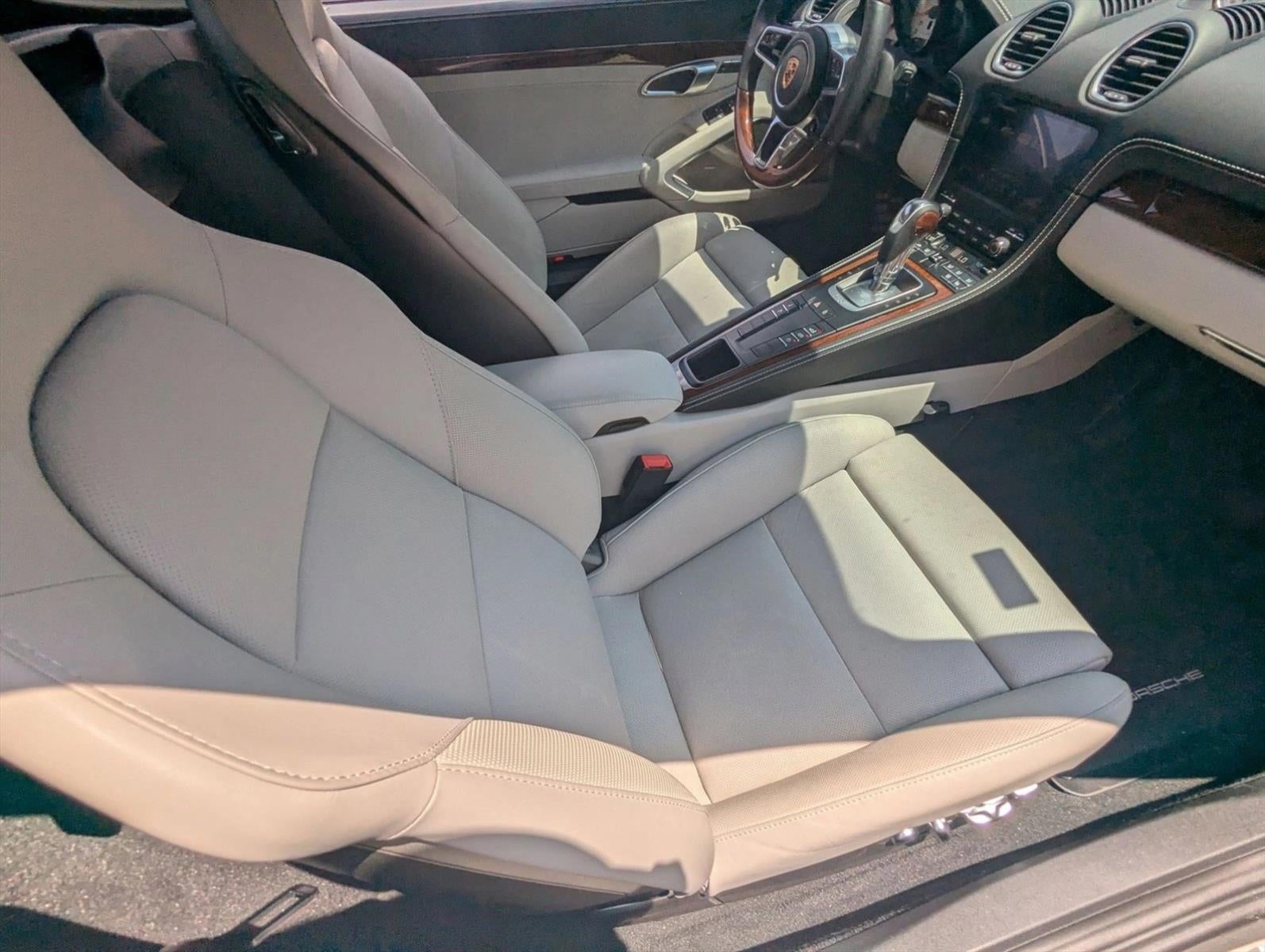 2024 Porsche 718 Cayman S Coupe