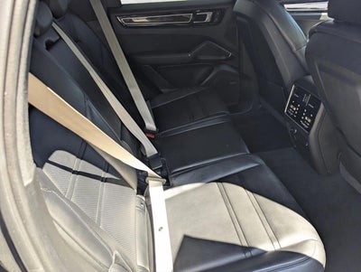 2023 Porsche Cayenne AWD
