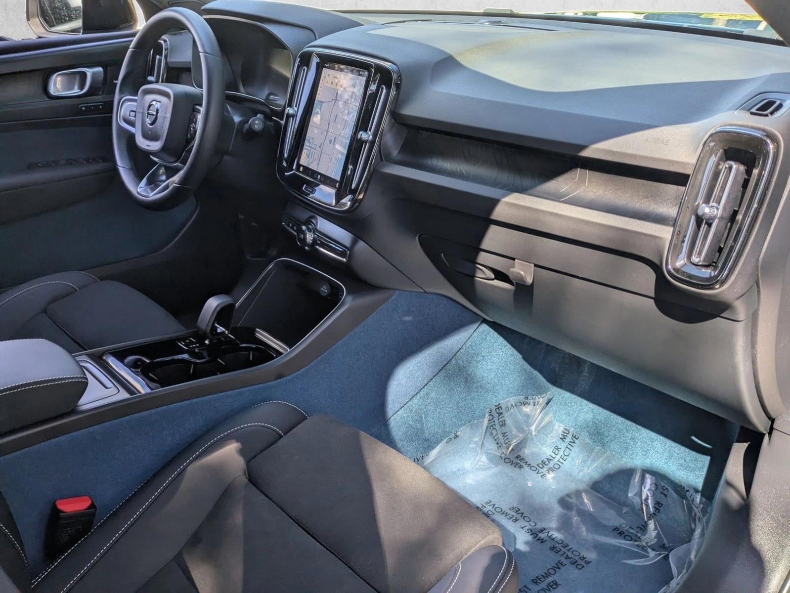 2023 Volvo XC40 Recharge Pure Electric Twin eAWD Plus