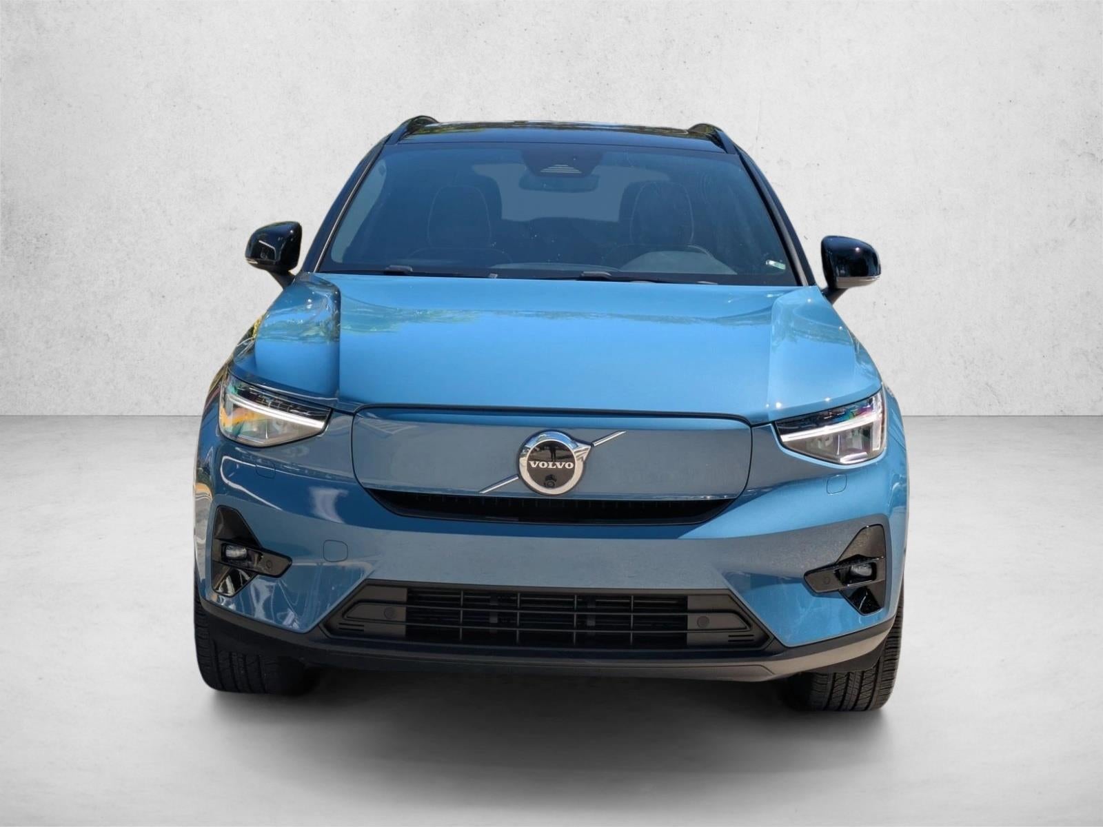 2023 Volvo XC40 Recharge Pure Electric Twin eAWD Plus