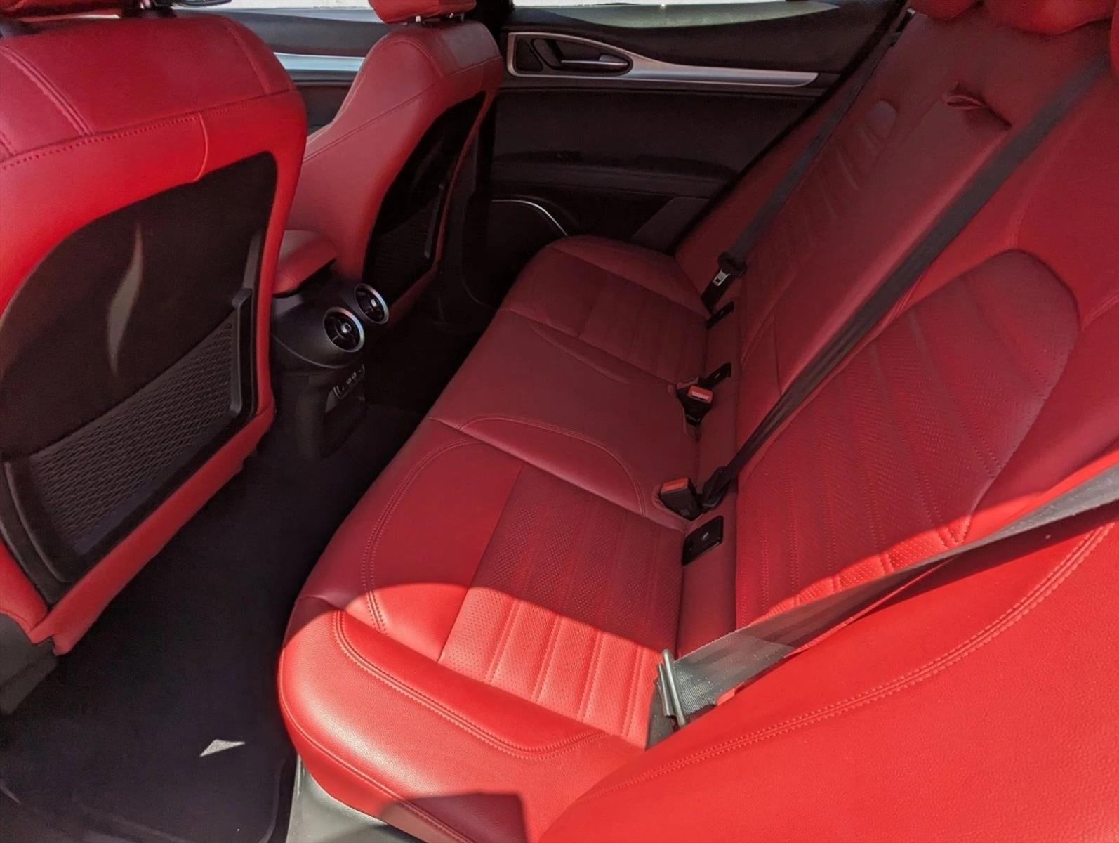 2023 Alfa Romeo Stelvio Veloce AWD