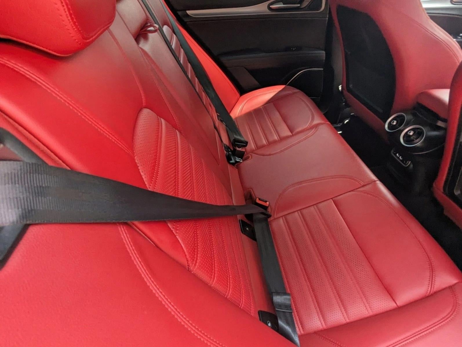 2023 Alfa Romeo Stelvio Veloce AWD