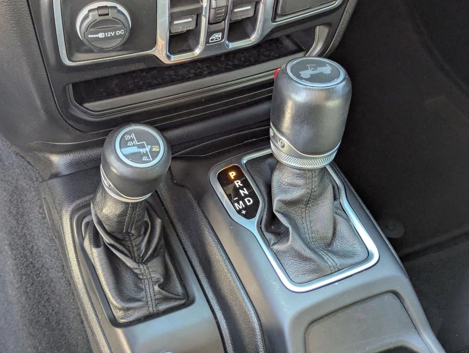 2020 Jeep Wrangler Unlimited Sahara Altitude 4x4