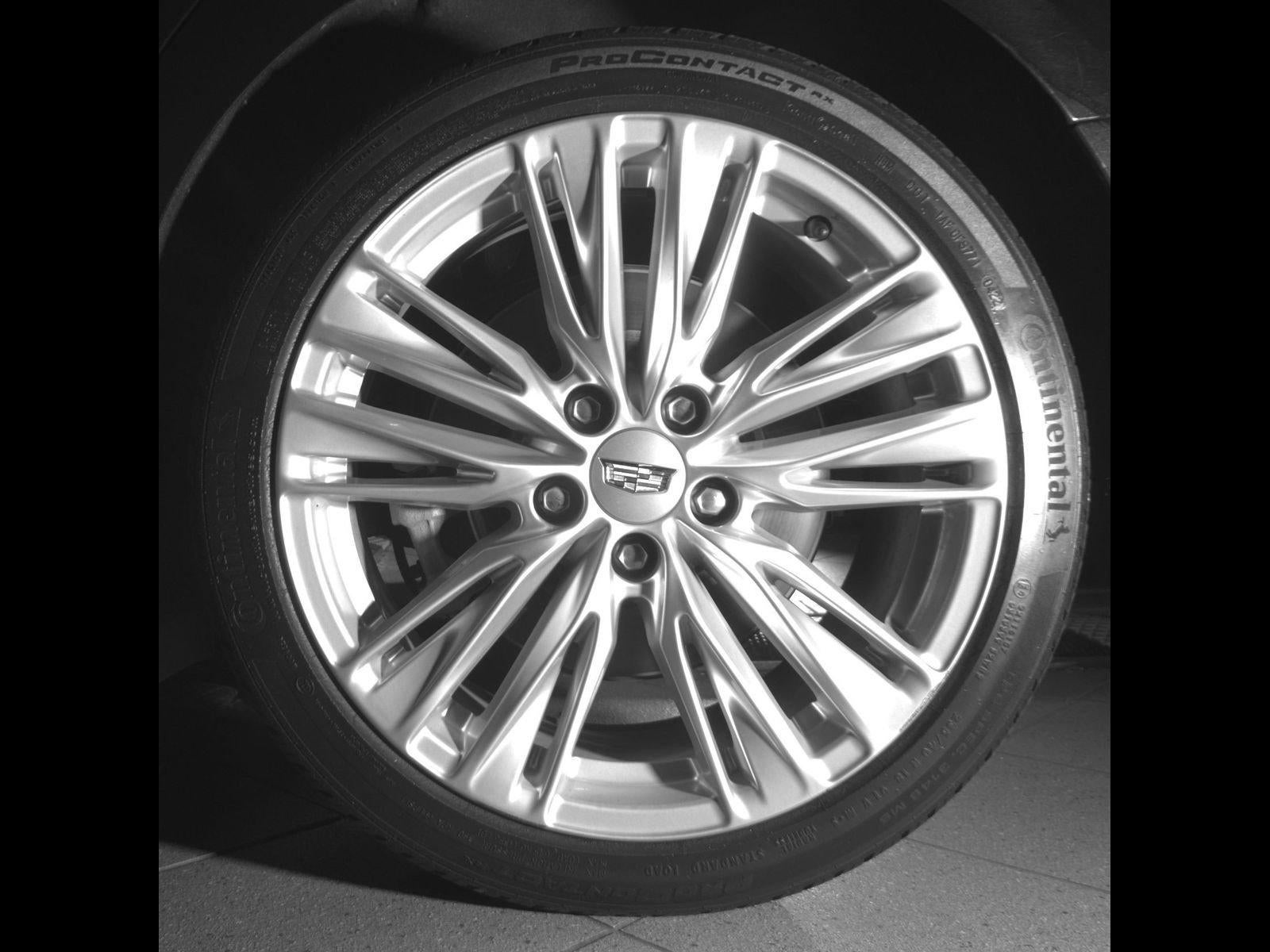 2023 Cadillac CT4 4dr Sdn Premium Luxury