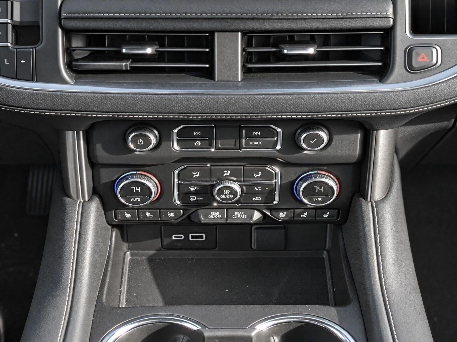 2023 Chevrolet Suburban 2WD Premier