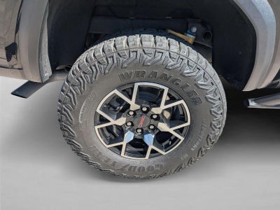 2023 GMC Canyon Crew Cab Short Box 4-Wheel Drive AT4X