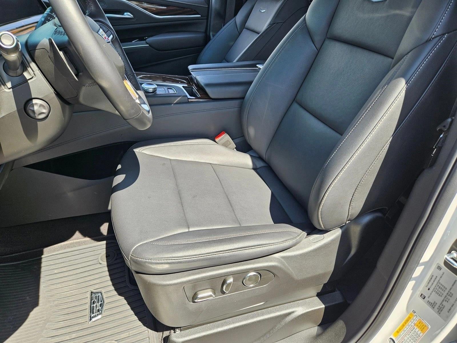 2024 Cadillac Escalade 4WD Luxury