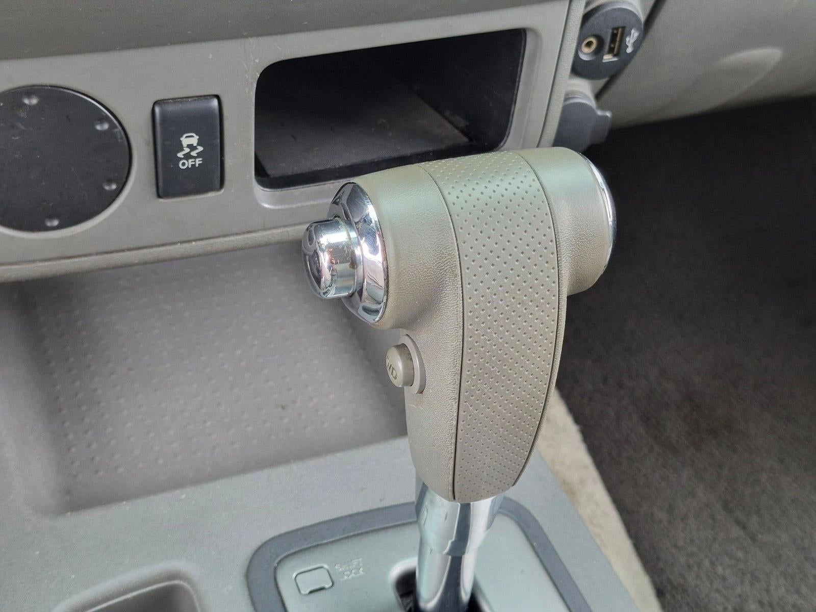 2017 Nissan Frontier Crew Cab 4x2 SV V6 Auto