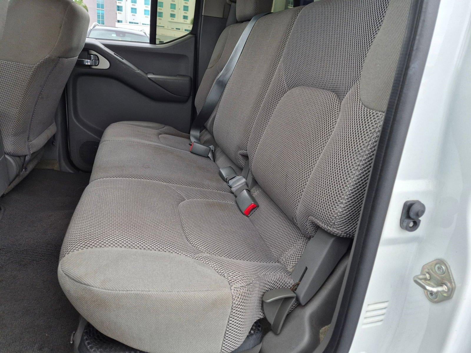 2017 Nissan Frontier Crew Cab 4x2 SV V6 Auto