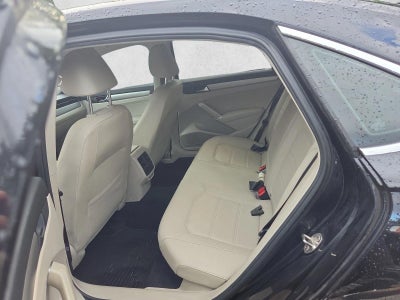 2020 Volkswagen Passat 2.0T SE Auto