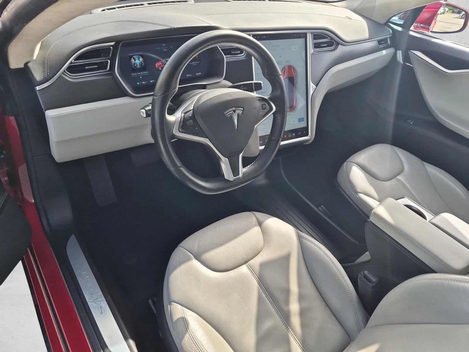 2016 Tesla Model S 4dr Sdn RWD 70 kWh Battery