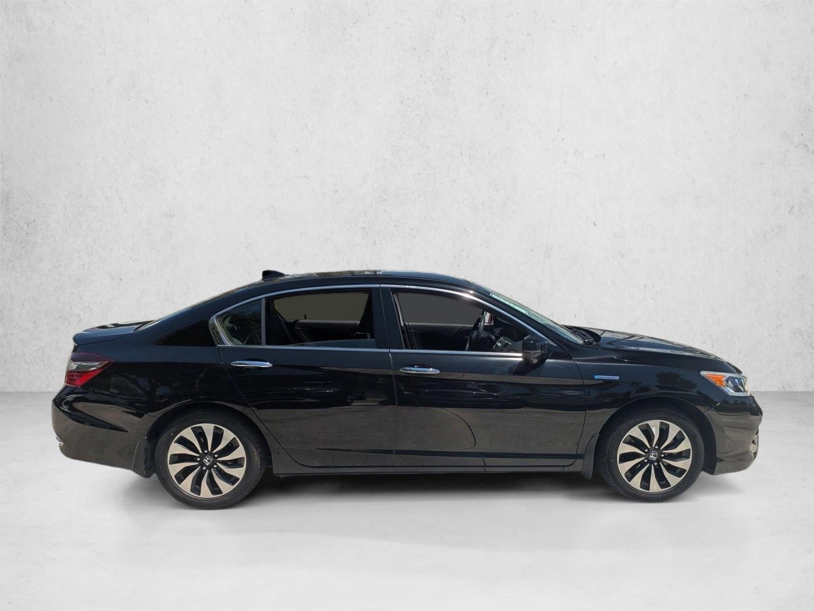 2017 Honda Accord Hybrid Sedan