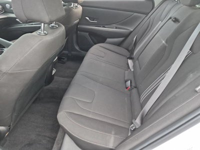 2024 Hyundai ELANTRA SEL IVT