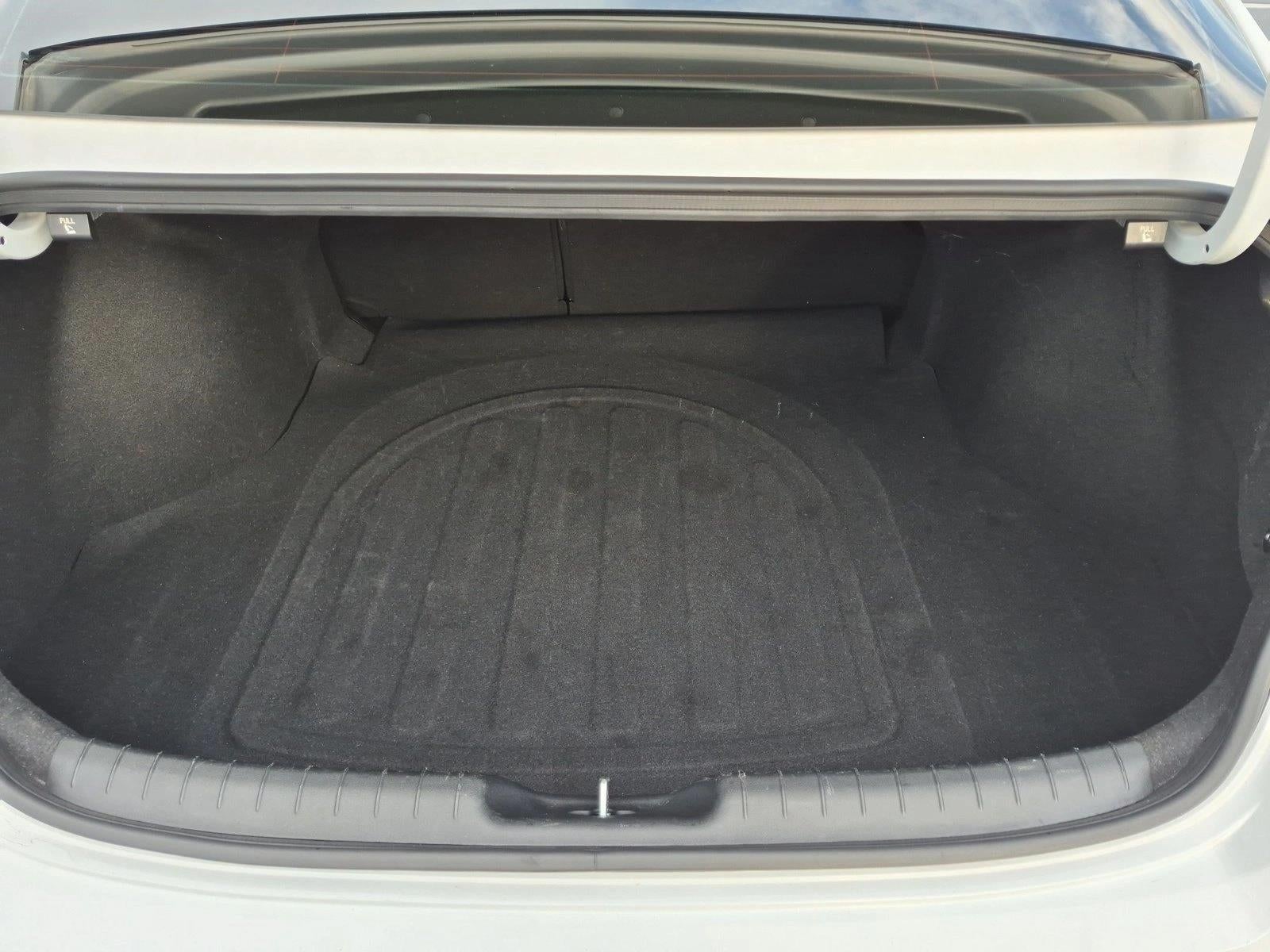 2024 Hyundai ELANTRA SEL IVT