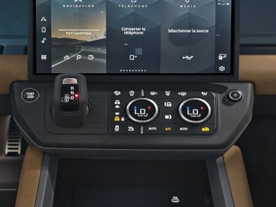 2026 Land Rover Defender 130 P500 V8