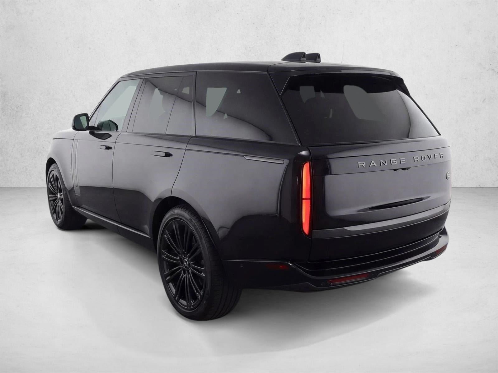 2025 Land Rover Range Rover P400 SE SWB