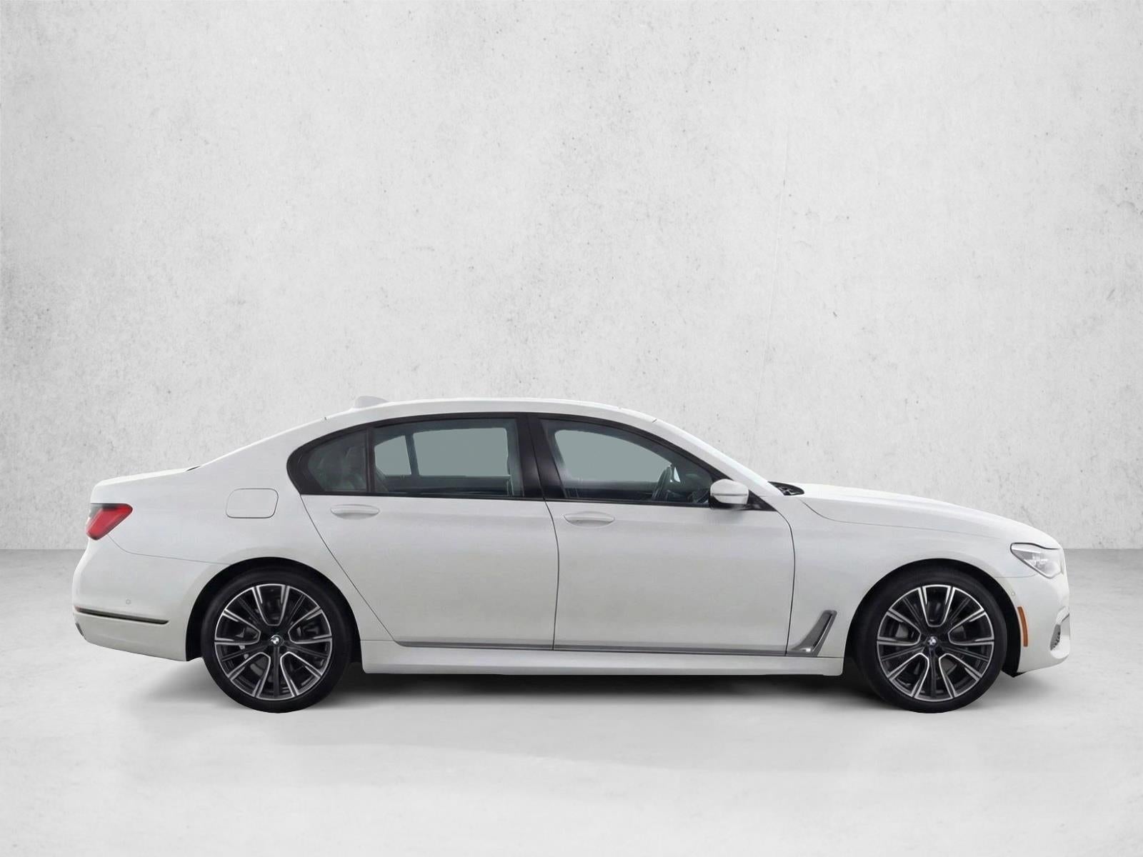 2022 BMW 750i xDrive Sedan