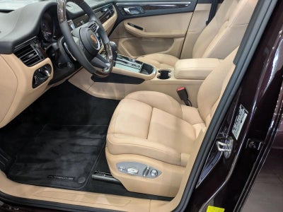 2026 Porsche Macan AWD