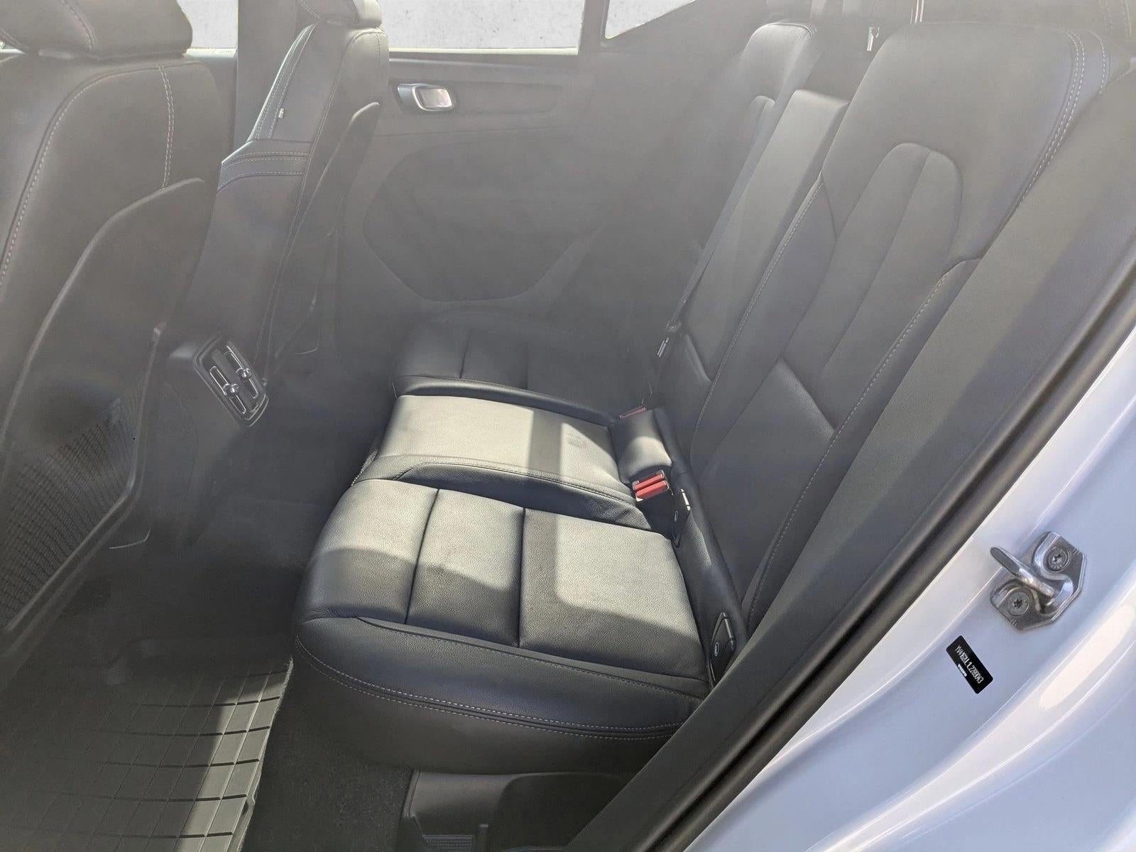 2020 Volvo XC40 T5 AWD Inscription