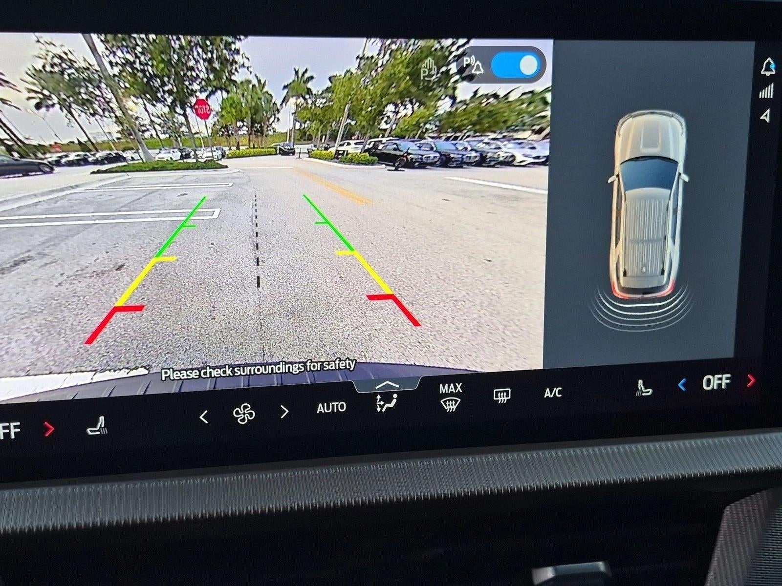 2025 Ford Explorer Active RWD